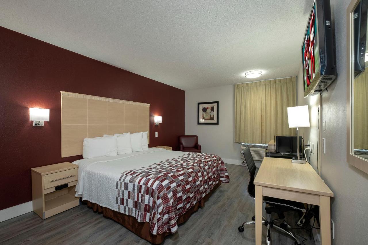 Red Roof Inn Raleigh North-Crabtree Mall-Lenovo Center Exteriér fotografie