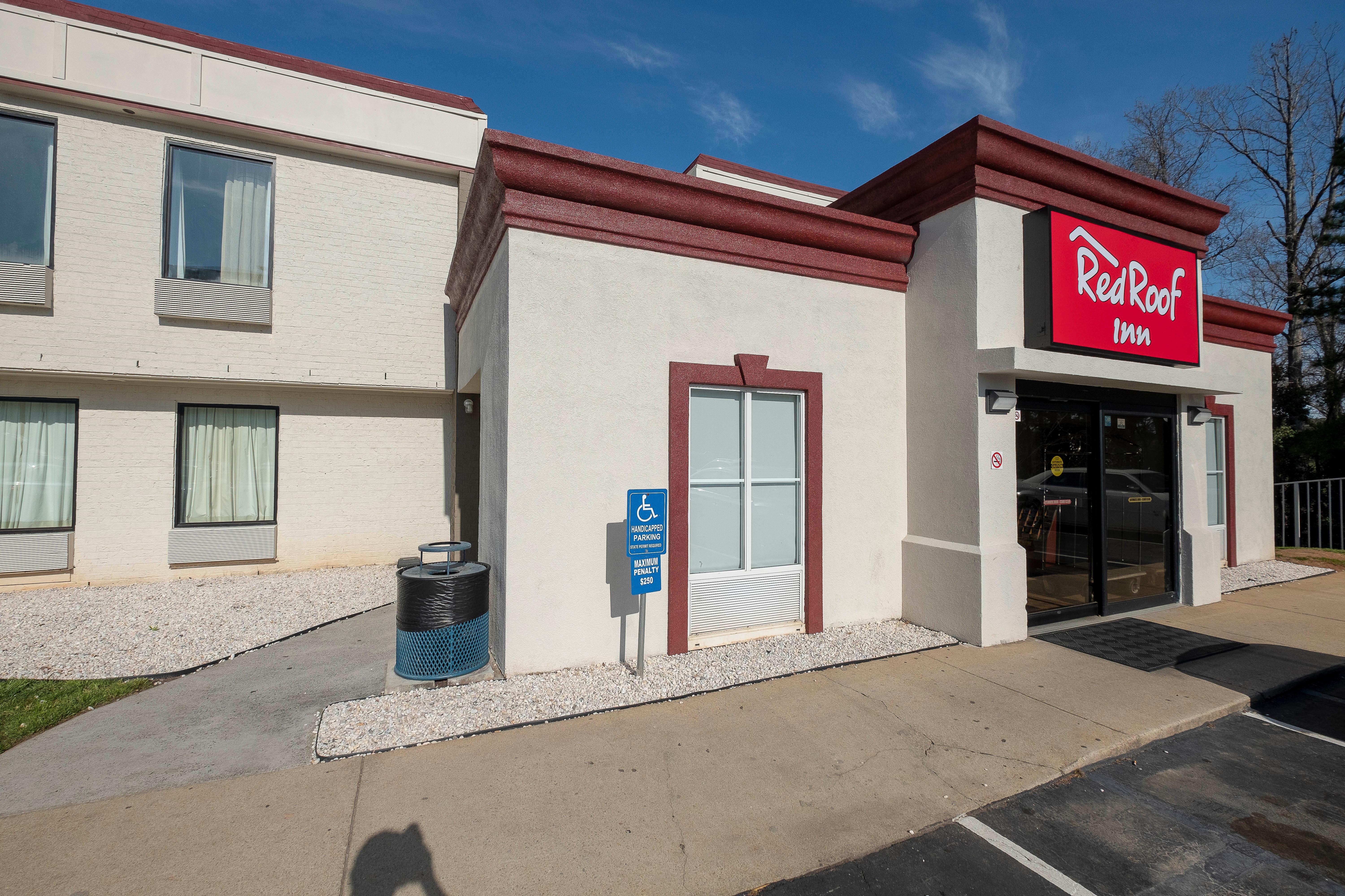 Red Roof Inn Raleigh North-Crabtree Mall-Lenovo Center Exteriér fotografie