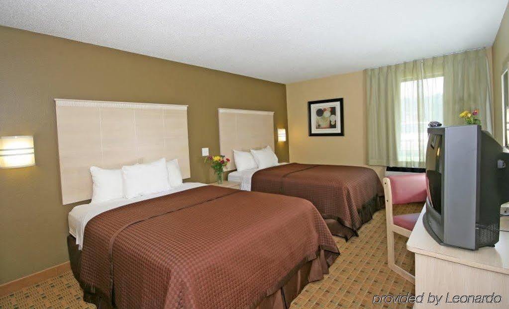 Red Roof Inn Raleigh North-Crabtree Mall-Lenovo Center Exteriér fotografie